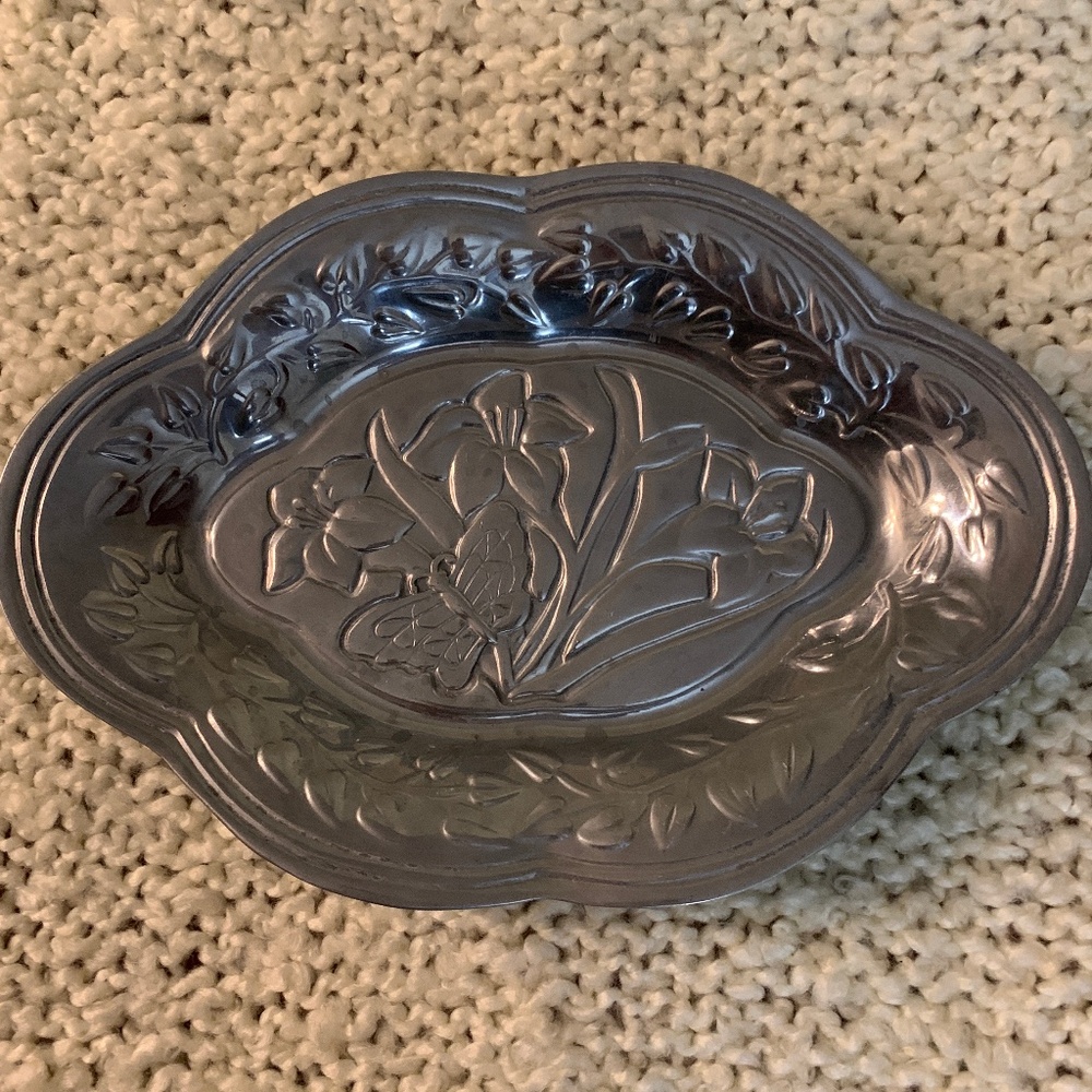 Lenox metal tray, 9 inches long.